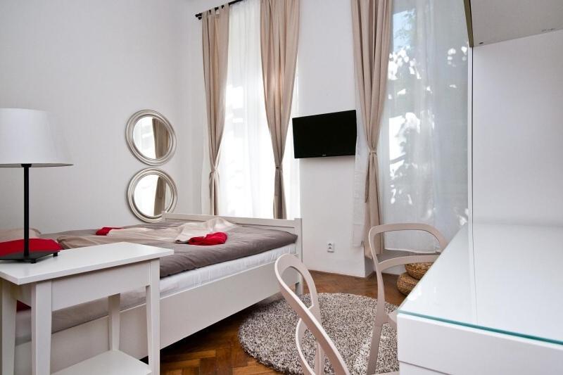 Metropolitan Studios Прага Экстерьер фото